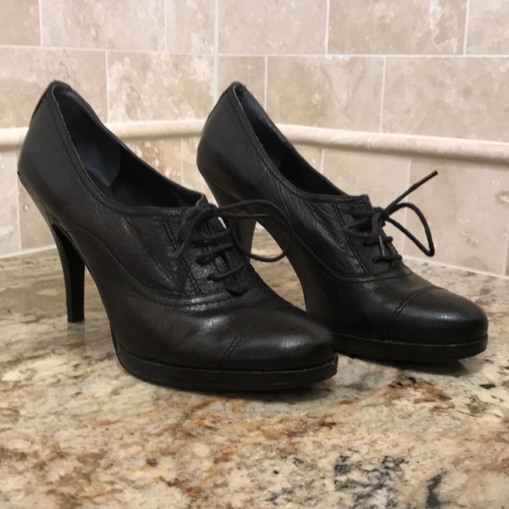 Nine West lace up leather booties